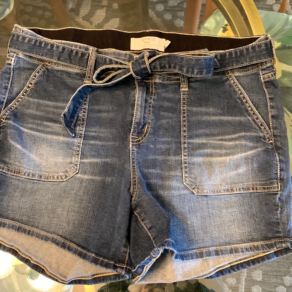 Torrid Jean Short Sizes16